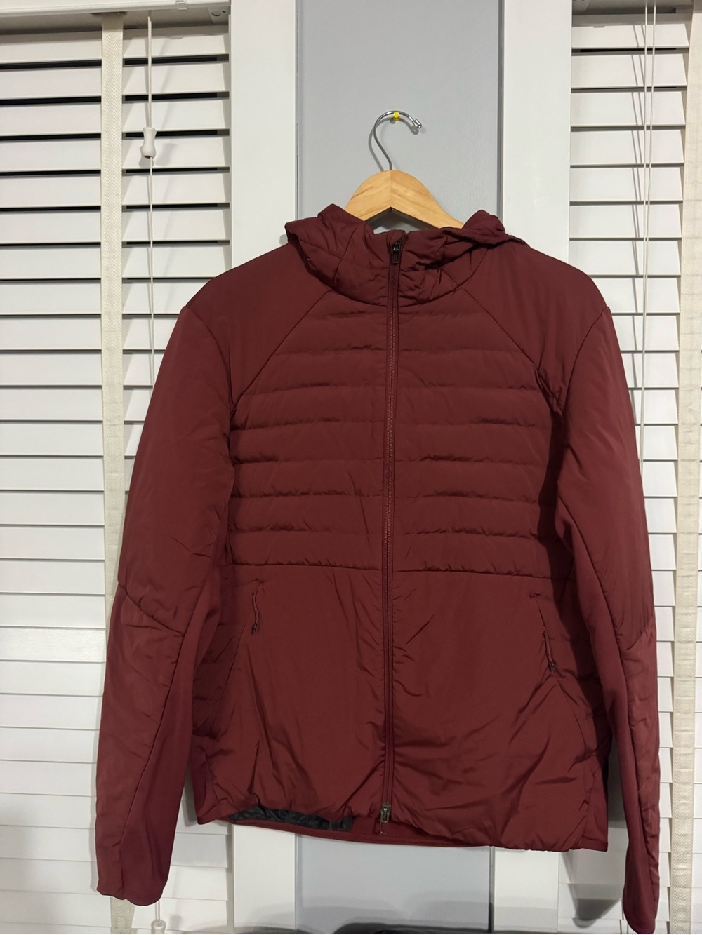 lululemon athletica Men's Hooded Quilted Jacket - Maroon